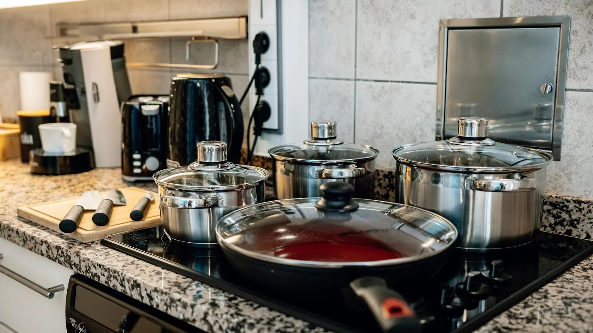 Heritage Haven Charming 3Br City Center Prague Apartment
