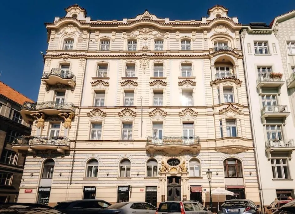 Apartment Heritage Haven Charming 3Br City Center Prague