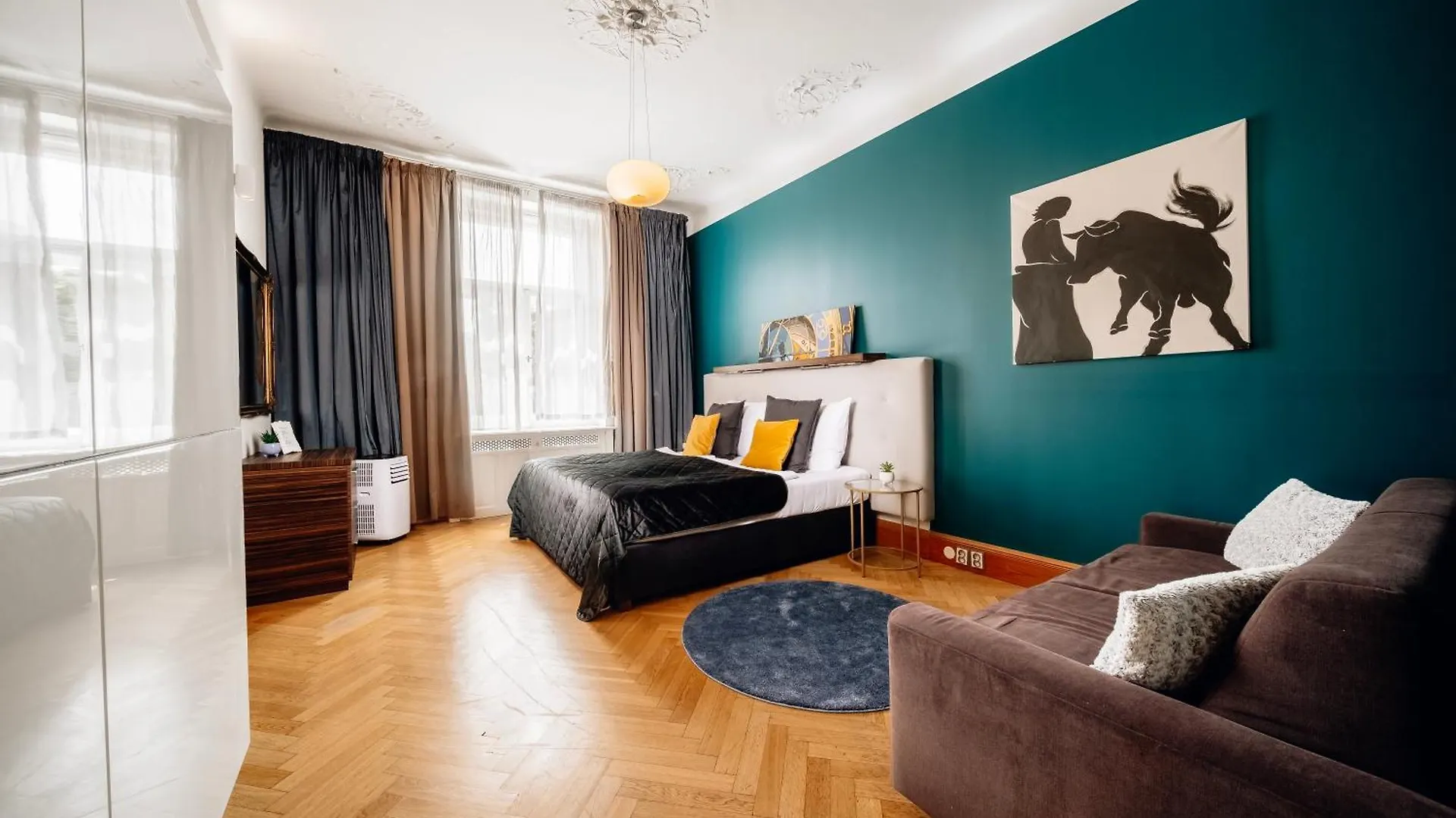 Heritage Haven Charming 3Br City Center ile iletişim