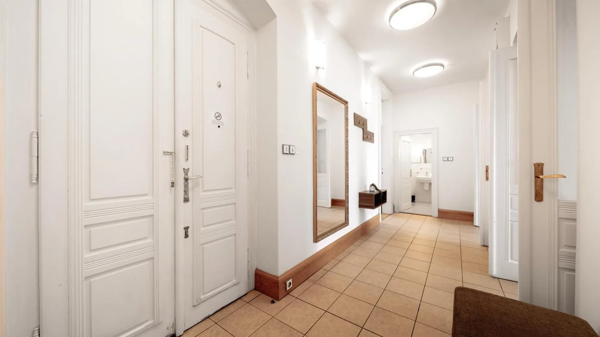Heritage Haven Charming 3Br City Center Prag